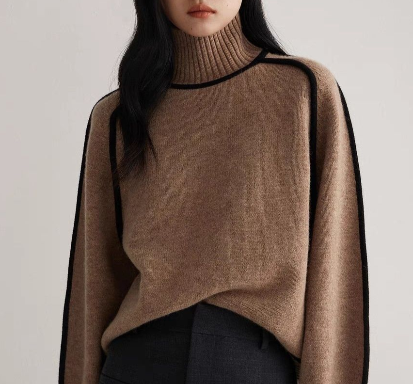 ERICA - Minimalist Turtleneck Sweater