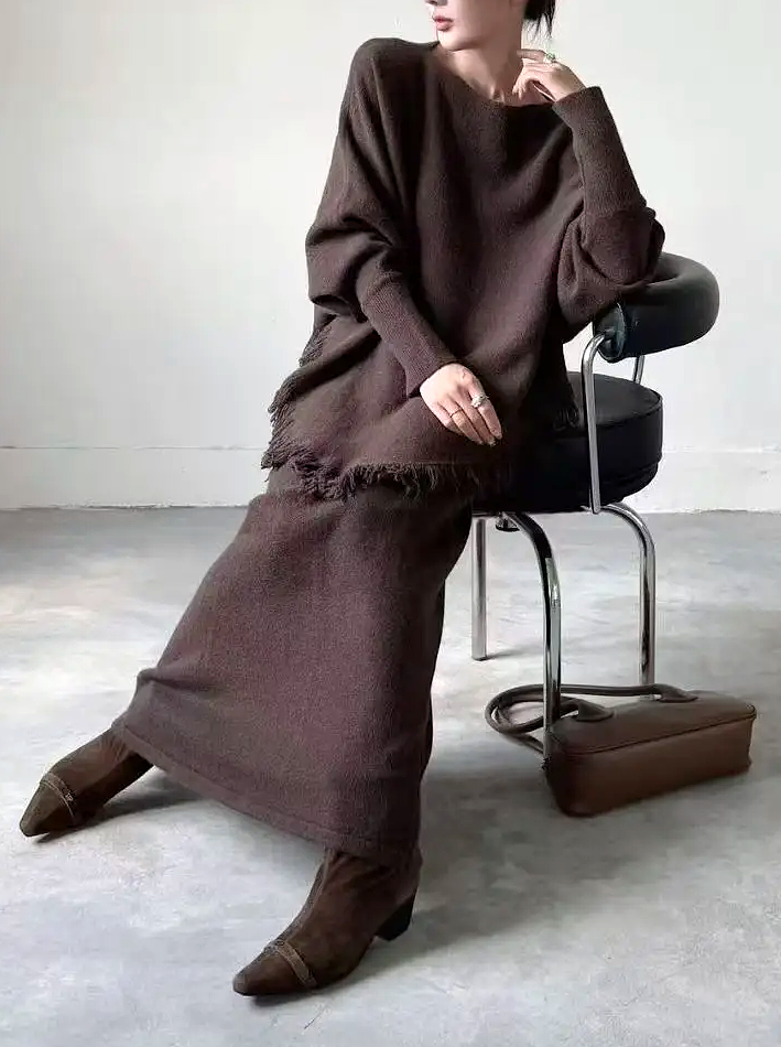 LARA - Cozy Chic Knit Set with Skirt and Fringed Poncho